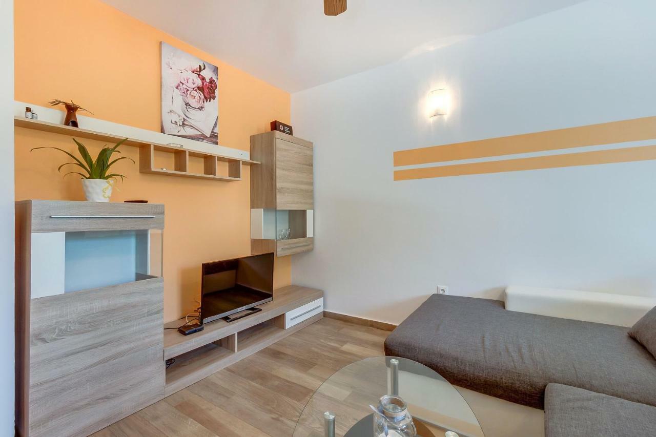 Apartmani Danica Nerezine Exteriér fotografie