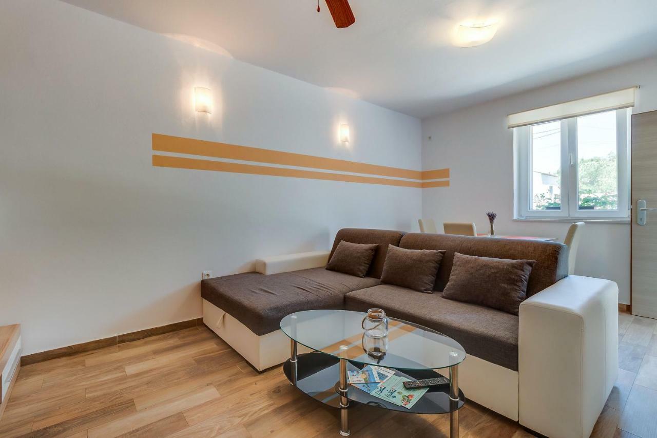 Apartmani Danica Nerezine Exteriér fotografie