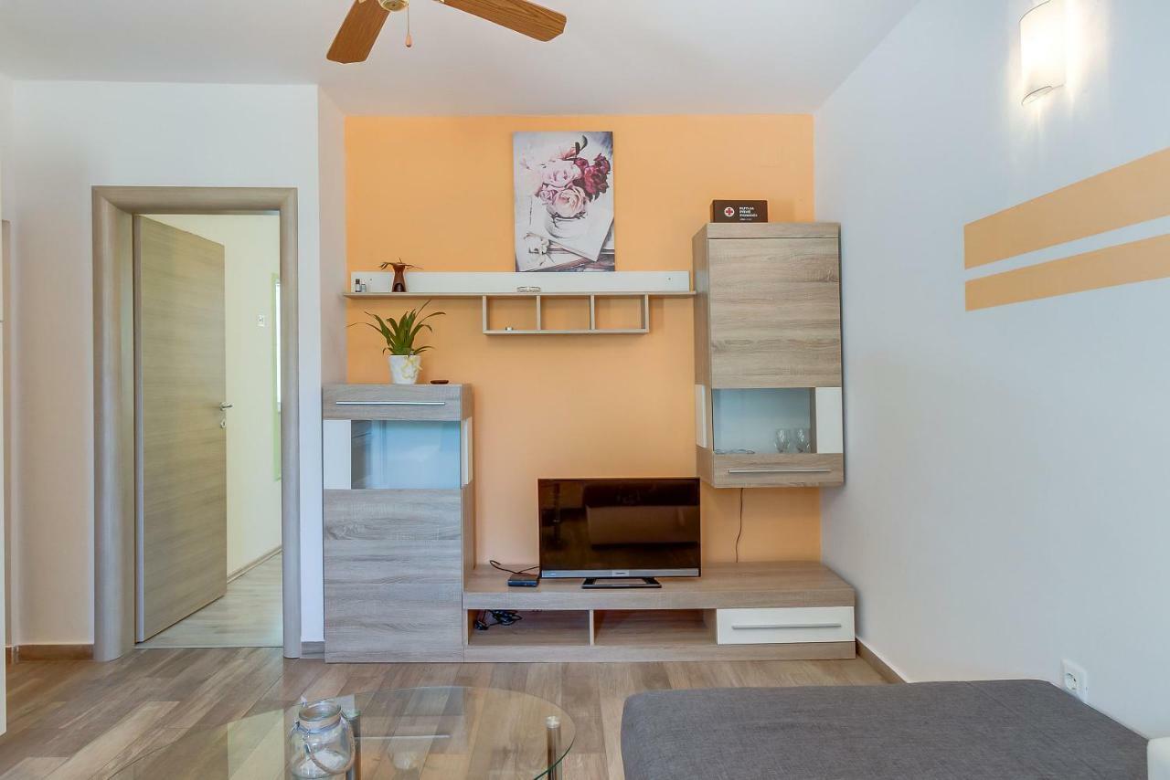 Apartmani Danica Nerezine Exteriér fotografie